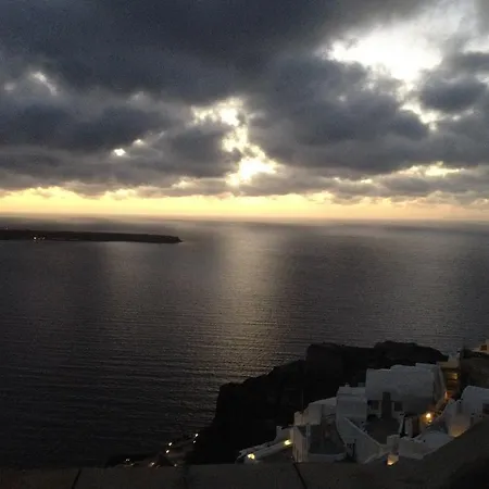 Beautiful Villa Oia (Santorini)